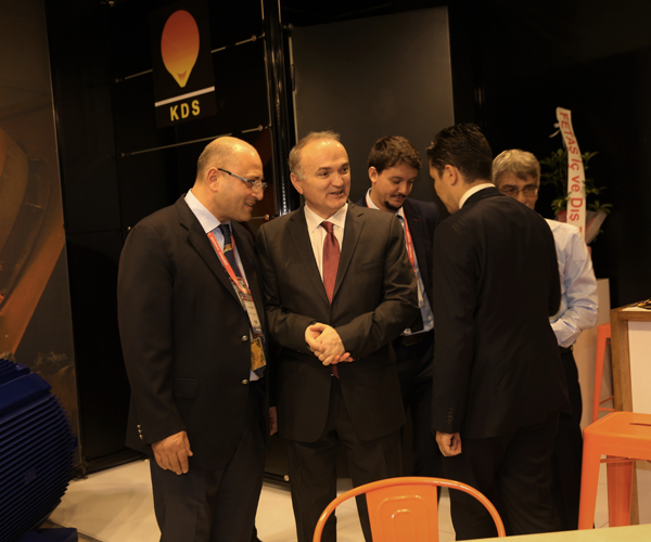 SCIENCE, INDUSTRY AND TECHNOLOGY MINISTER VISITED OUR STAND